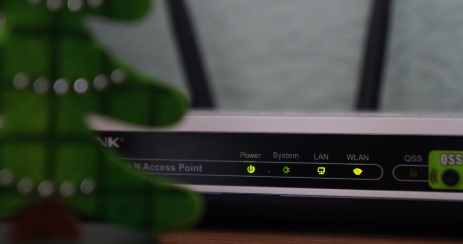 wifi router accesspoint tplink unsplash